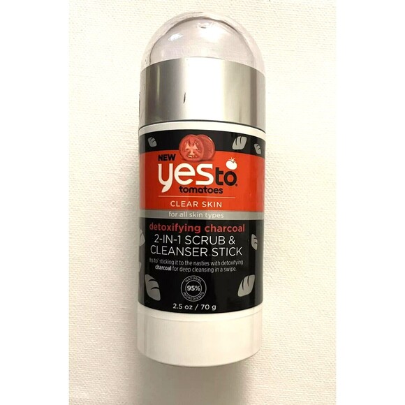 Yes To Tomatoes Clear Skin Detoxifying Charcoal 2-IN-1 Scrub and Cleanser Stick - Picture 4 of 6